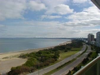 https://web5.gallito.com.uy/apartamento-de-3-dormitorios-en-coral-tower-del-inmuebles-27717378
