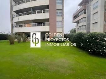 https://web5.gallito.com.uy/apartamento-en-venta-de-3-dormitorios-en-barra-inmuebles-27548195