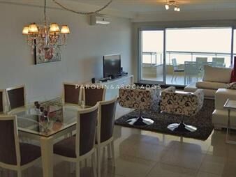 https://web5.gallito.com.uy/apartamento-en-venta-de-3-dormitorios-en-torre-inmuebles-16906294