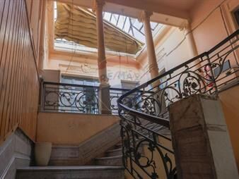 https://web5.gallito.com.uy/venta-edificio-centro-pension-y-2-locales-rentados-inmuebles-27716547