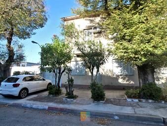https://web5.gallito.com.uy/venta-casa-2-dorm-y-apto-1-dorm-gje-paso-molino-inmuebles-27468420