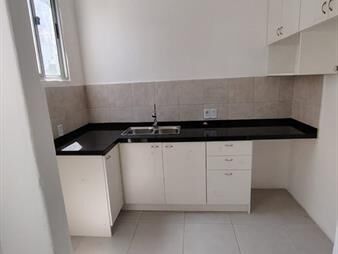 https://web5.gallito.com.uy/apartamento-en-venta-2-dormitorios-1-baño-tres-inmuebles-26906986