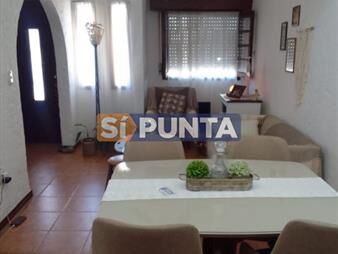 https://web5.gallito.com.uy/venta-casa-2-dormitorios-en-maldonado-centro-inmuebles-27609835
