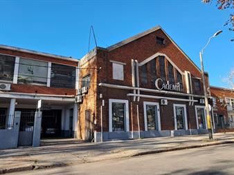https://web5.gallito.com.uy/local-industrial-deposito-a-dos-calles-entrada-camion-inmuebles-27569646