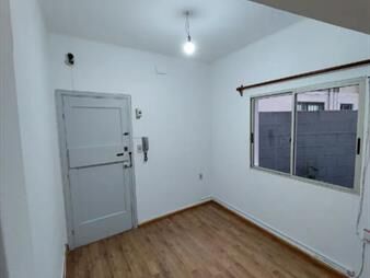 https://web5.gallito.com.uy/venta-apartamento-remodelado-un-dormitorio-con-patio-parque-inmuebles-27723176