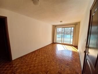 https://web5.gallito.com.uy/apartamento-de-dos-dormitorios-en-pocitos-inmuebles-27723485