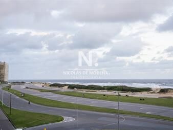 https://web5.gallito.com.uy/hermoso-departamento-en-torre-imperiale-con-inmuebles-25034919