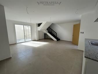 https://web5.gallito.com.uy/duplex-en-malvin-norte-a-estrenar-2-y-gran-inmuebles-27723518