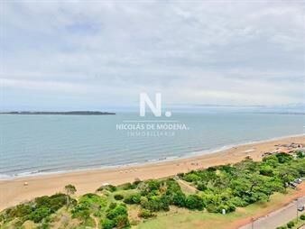 https://web5.gallito.com.uy/penthouse-en-venta-en-torre-tequendama-frente-al-inmuebles-25034437