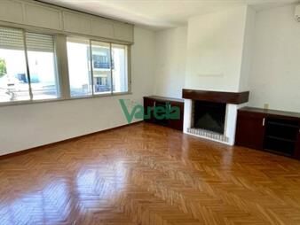 https://web5.gallito.com.uy/venta-de-2-apartamentos-en-cordon-uno-de-3-y-un-inmuebles-27726795