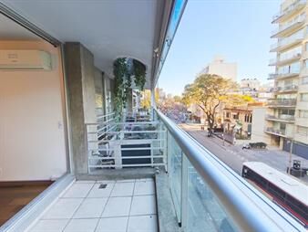 https://web5.gallito.com.uy/apartamento-1-dormitorio-con-balcon-sobre-ellauri-villa-bi-inmuebles-27619762