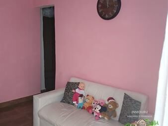 https://web5.gallito.com.uy/venta-de-linda-en-casa-barrio-paso-molino-inmuebles-26598160