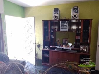 https://web5.gallito.com.uy/se-vende-hermosa-y-amplia-casa-en-barrio-cerro-inmuebles-26935852