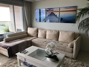 https://web5.gallito.com.uy/apartamento-en-venta-de-3-dormitorios-en-le-punta-inmuebles-17106153