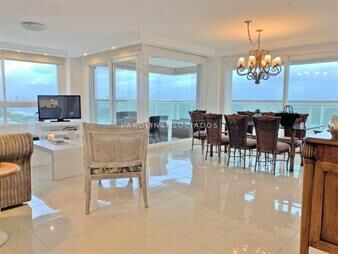 https://web5.gallito.com.uy/apartamento-en-venta-de-3-dormitorios-en-le-punta-inmuebles-25509627