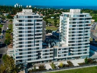 https://www.gallito.com.uy/oportunidad-en-torre-cardinal-con-renta-asegurada-inmuebles-27727306