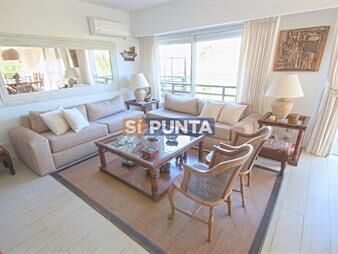 https://web5.gallito.com.uy/apartamento-de-3-dormitorios-en-alquiler-mansa-inmuebles-27609540