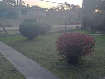 https://web5.gallito.com.uy/estupenda-casa-en-medanos-de-solymar-inmuebles-27730890