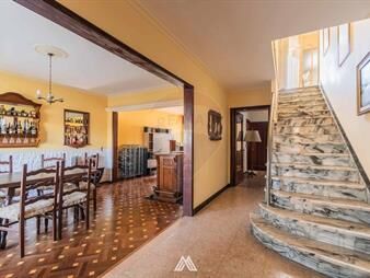 https://web5.gallito.com.uy/casa-4-dormitorios-en-venta-brazo-oriental-pu-inmuebles-27731001
