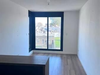 https://web5.gallito.com.uy/apto-en-venta-con-renta-1dorm-1-baño-la-inmuebles-27306821