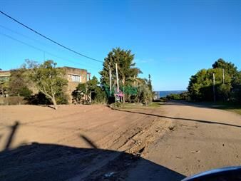 https://www.gallito.com.uy/terreno-en-venta-en-caribe-oriental-al-sur-a-inmuebles-27726640