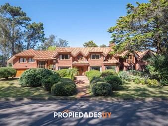 https://web5.gallito.com.uy/vende-espectacular-casa-en-beverly-hills-punta-inmuebles-27731114