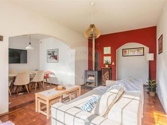 https://web5.gallito.com.uy/oportunidad-la-blanqueada-casa-4-dorm-y-cochera-inmuebles-27731175
