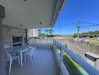 https://web5.gallito.com.uy/alquiler-invernal-apartamento-en-punta-del-este-inmuebles-27183963