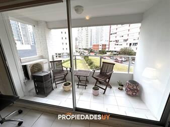 https://web5.gallito.com.uy/apartamento-en-venta-de-un-dormitorio-a-metros-inmuebles-27731383