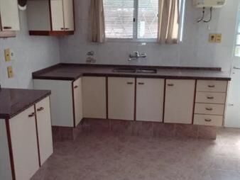 https://web5.gallito.com.uy/casa-en-venta-2-dorm-1-baã±o-cochera-maroã±as-inmuebles-26755118