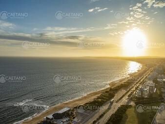 https://www.gallito.com.uy/pent-house-primera-linea-inmuebles-20719970