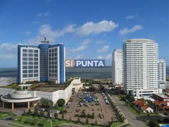 https://web5.gallito.com.uy/apartamento-de-dos-dormitorios-y-medio-en-mansa-inmuebles-27610528