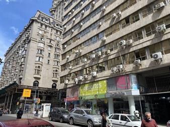 https://www.gallito.com.uy/venta-oficina-con-renta-excelente-estado-buen-edificio-c-inmuebles-27731659