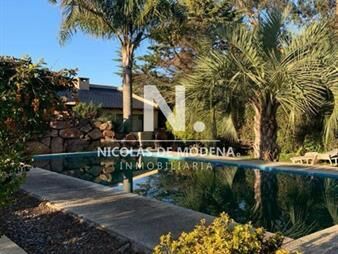 https://www.gallito.com.uy/casa-en-pinares-con-piscina-y-buena-barbacoa-inmuebles-27287440