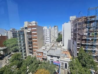 https://web5.gallito.com.uy/venta-apartamento-2-dormitorios-y-garaje-en-punta-carretas-inmuebles-26962889