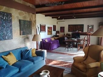 https://www.gallito.com.uy/casa-en-venta-3-dormitorios-1-baã±o-jardã­n-y-inmuebles-27738266