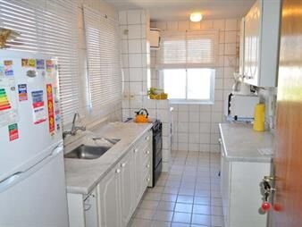 https://web5.gallito.com.uy/apartamento-a-pasos-de-playa-mansa-inmuebles-27738313