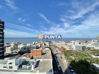 https://www.gallito.com.uy/venta-de-apartamento-de-dormitorios-en-peninsula-inmuebles-27609727