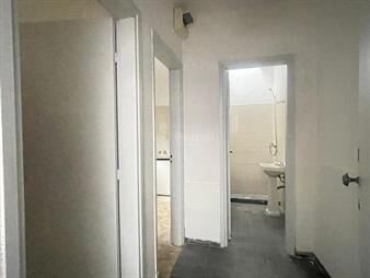 https://web5.gallito.com.uy/parodi-venta-apartamento-monoambiente-la-comercial-inmuebles-27731822