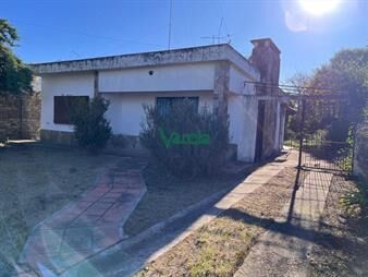 https://www.gallito.com.uy/casa-en-venta-en-el-bosque-al-sur-2-dormitorios-inmuebles-27731523