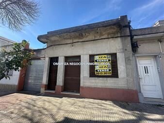 https://www.gallito.com.uy/venta-casa-la-comercial-prox-tres-cruces-cocheras-comercial-inmuebles-27738672