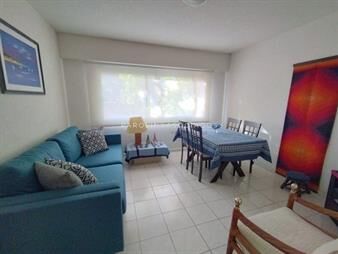 https://web5.gallito.com.uy/luminoso-apartamento-en-venta-en-edificio-aromo-inmuebles-27738812