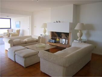 https://www.gallito.com.uy/peninsula-inmuebles-27739233