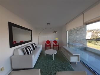 https://www.gallito.com.uy/primera-linea-en-playa-mansa-inmuebles-27739442