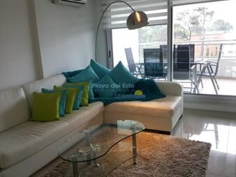 https://www.gallito.com.uy/brava-a-pasos-del-mar-inmuebles-27739572
