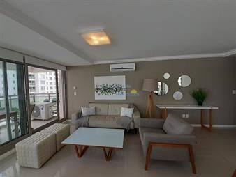 https://web5.gallito.com.uy/apartamento-en-punta-del-este-brava-inmuebles-27739649
