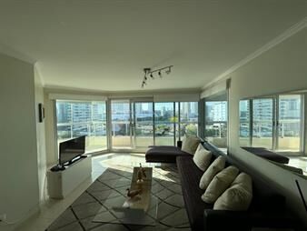 https://web5.gallito.com.uy/parada-2-proximo-a-mansa-y-brava-inmuebles-27739726