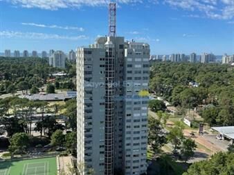 https://web5.gallito.com.uy/apto-de-3-dormitorio-ubicado-en-edificio-center-inmuebles-27739744