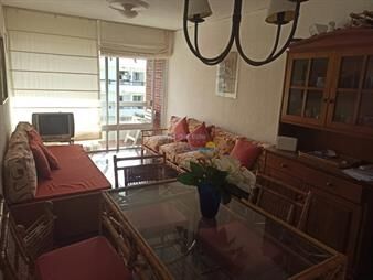 https://web5.gallito.com.uy/calido-apartamento-zona-de-jardines-y-a-metros-inmuebles-27739871