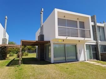 https://web5.gallito.com.uy/casa-en-alquiler-de-verano-en-complejo-con-rincon-inmuebles-27739982
